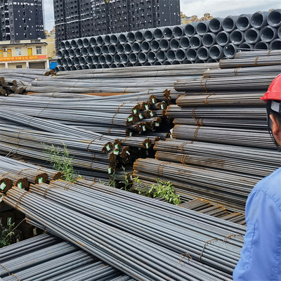 Os encaixes de tubulação laminados a alta temperatura do aço carbono de HRB335 HRB500 deformaram o Rebar de aço